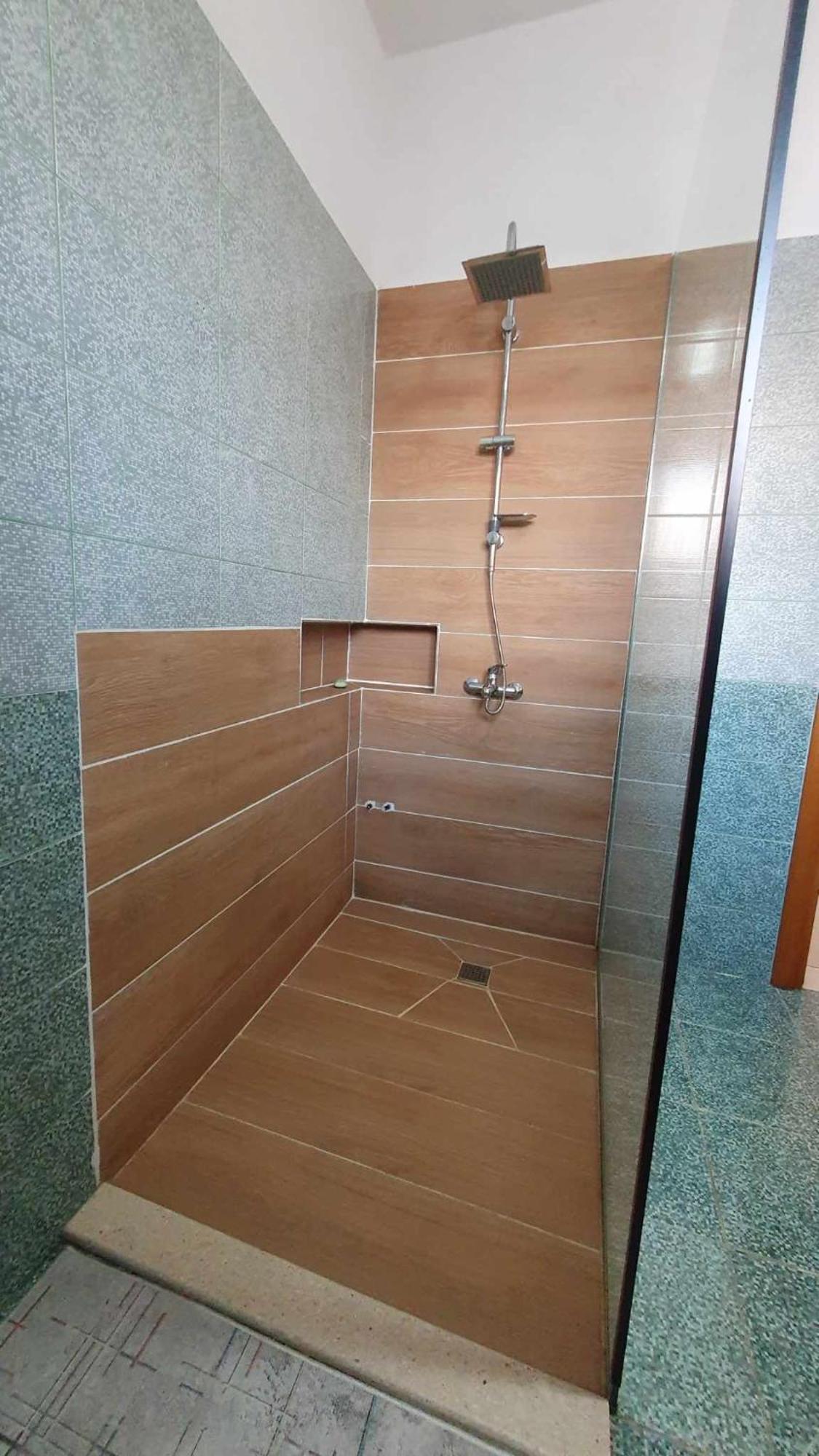 Licenji Apartment