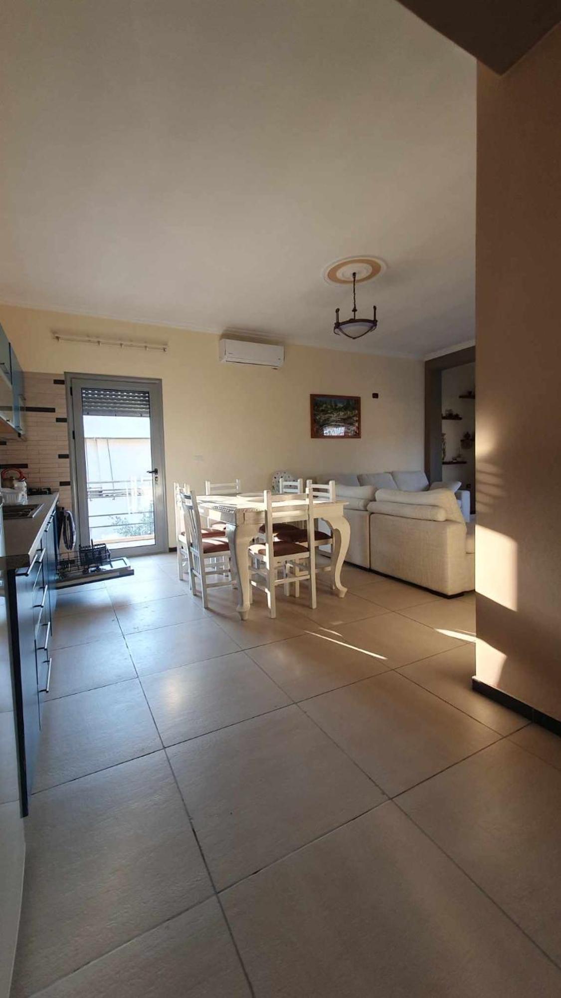 Licenji Apartment
